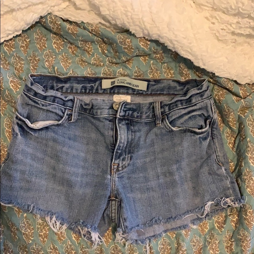 Gap shorts